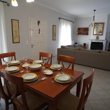 Bruskos Deluxe Villa Kynopiastai