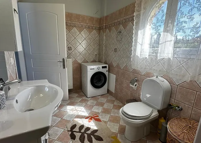 Bruskos Deluxe Villa *